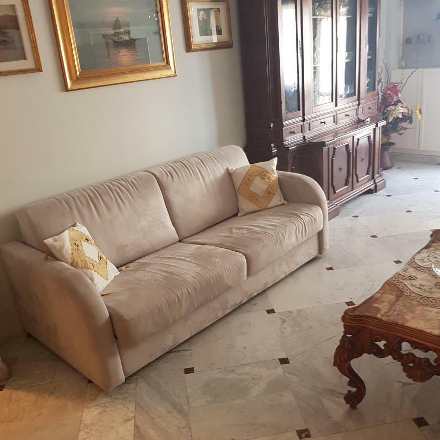 Grandma House